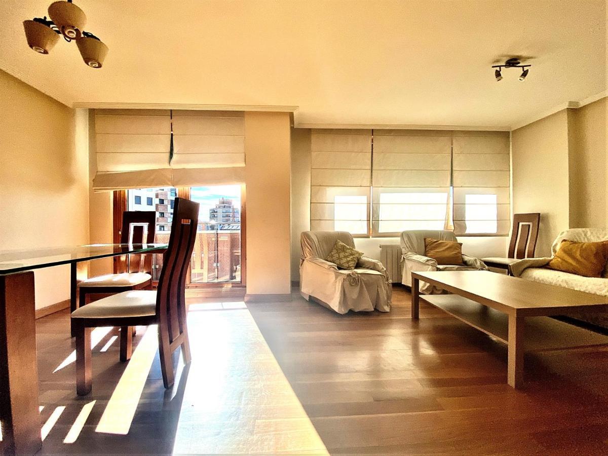 Housingleon - San Marcos Con Garaje Apartment Bagian luar foto